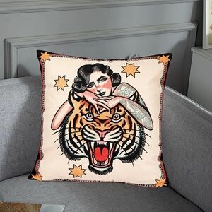 Tattoo Art Tiger Throw Pillow cover